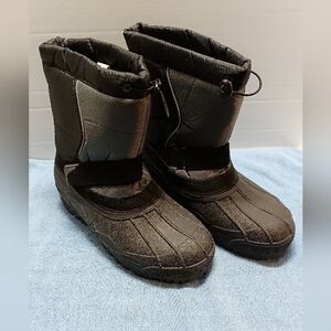 Men's Size 9 Black Pull On Winter Boots By George